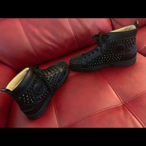 Red bottoms men